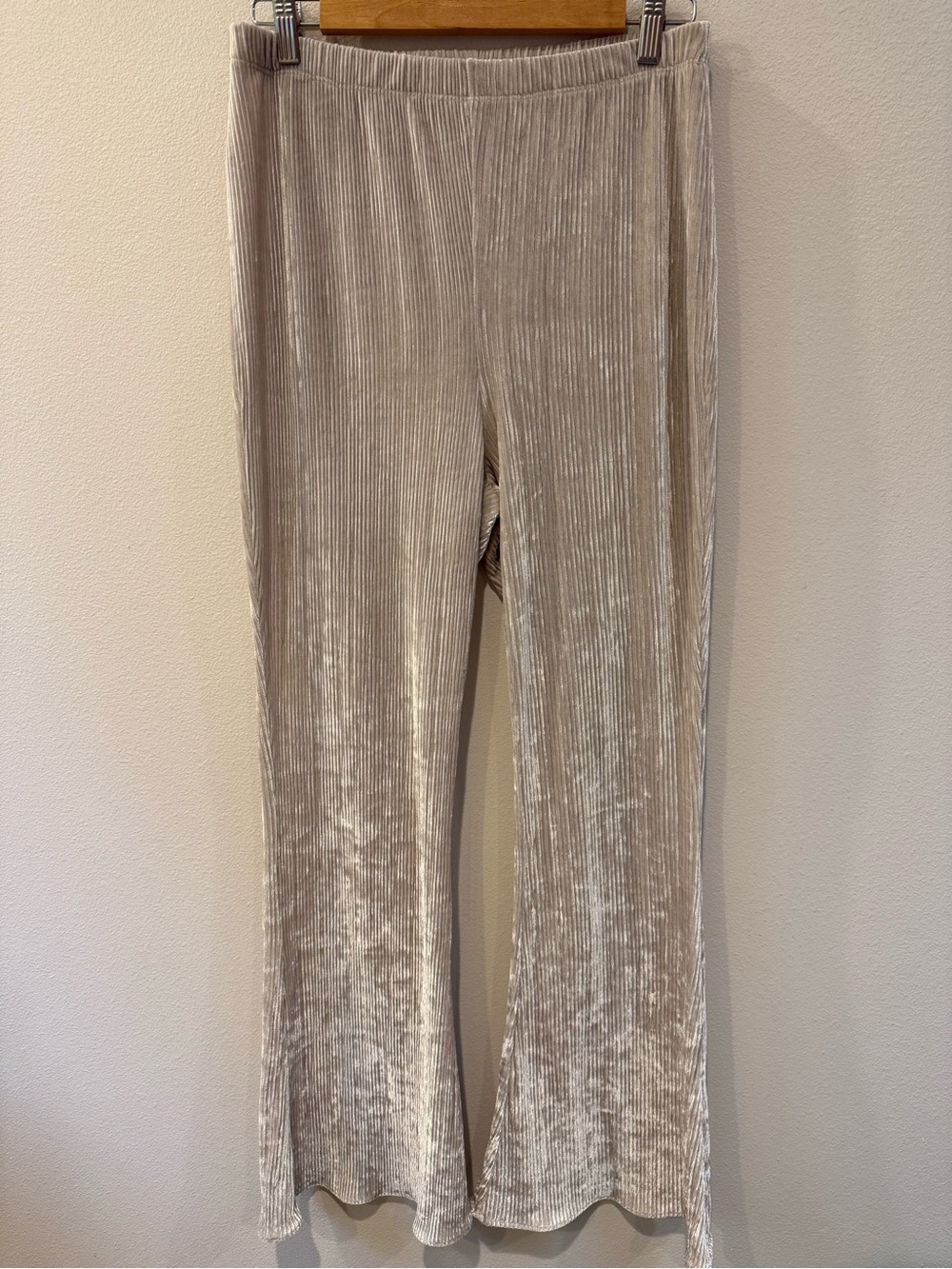 Topshop Plissè Metallic Flare Pants in Silver Beige Elastic Waist